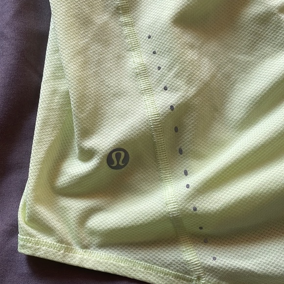lululemon sheer see through tee size 4 - Picture 2 of 3